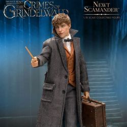 Newt Scamander Real Master Series Star Ace Toys figurine 1/8 (Les Animaux Fantastiques 2)