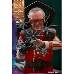 Stan Lee Hot Toys MMS570 (Thor Ragnarok)