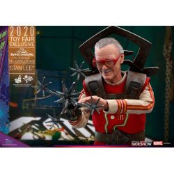 Stan Lee Hot Toys MMS570 (Thor Ragnarok)