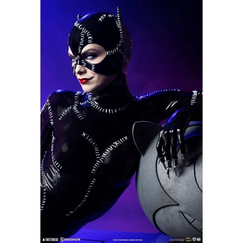 tweeterhead batman returns catwoman statue