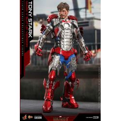 Tony Stark Hot Toys figure Mark V Suit Up MMS599 (Iron man 2)