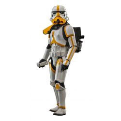 Artillery Stormtrooper Hot Toys figure TMS047 (Star Wars The Mandalorian)