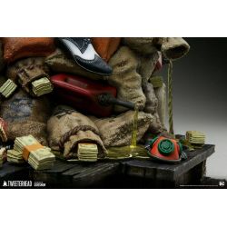 The Joker Tweeterhead statue (DC Comics)