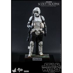 Scout Trooper Hot Toys figure MMS611 (Star Wars Return of the Jedi)