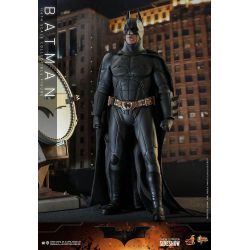 Batman Hot Toys Movie Masterpiece figure MMS595 (Batman begins)