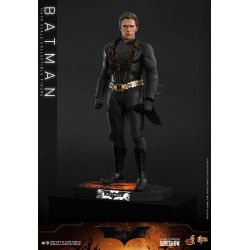 Batman Hot Toys Movie Masterpiece figure MMS595 (Batman begins)