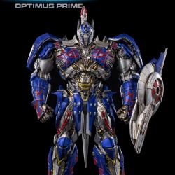 Optimus Prime ThreeZero figure DLX (Transformers the last knight)