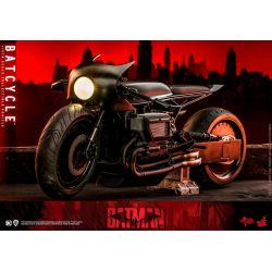 Batcycle Hot Toys Movie Masterpiece replica (The Batman)