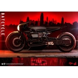 Batcycle Hot Toys Movie Masterpiece replica (The Batman)