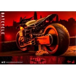 Batcycle Hot Toys Movie Masterpiece replica (The Batman)