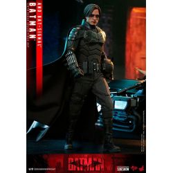 Batman and Bat-Signal Hot Toys Movie Masterpiece figure MMS641 (The Batman)