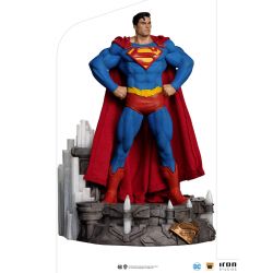 Superman Iron Studios figure Unleashed deluxe (DC Comics)
