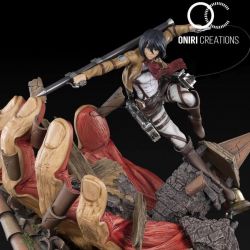 Mikasa Ackerman (vs the armored titan) Oniri statue (Attack on titan)