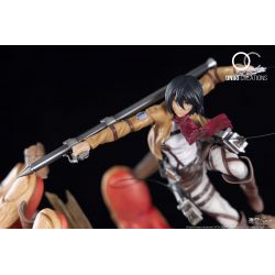 Statue Mikasa Ackerman (vs the armored titan) Oniri (L'attaque des titans)