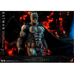 Batman Hot Toys figure tactical batsuit TMS085 (Zack Snyder's Justice League)