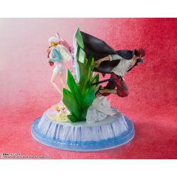 Shanks and Uta Bandai Figuarts Zero figures (One Piece)