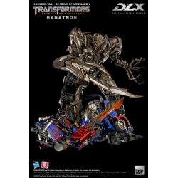 Megatron ThreeZero figure dlx (Transformers revenge of the fallen)
