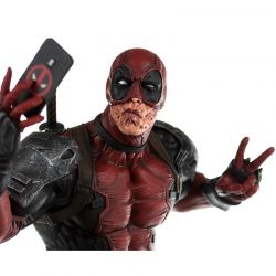 Deadpool Semic statue (Marvel)
