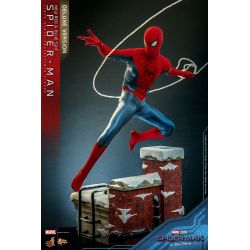 Spider-Man (new red and blue suit) Hot Toys figure MMS680 deluxe (Spider-Man No way home)