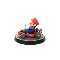Mario F4F statue (Super Mario Kart)