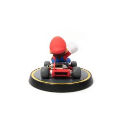 Mario F4F statue (Super Mario Kart)