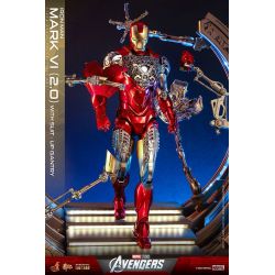 Iron Man Mark VI 2.0 (suit-up gantry) figurine Movie Masterpiece Hot Toys MMS688D53 (The Avengers)