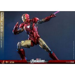 Iron Man Mark VI 2.0 (suit-up gantry) figurine Movie Masterpiece Hot Toys MMS688D53 (The Avengers)