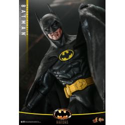 Batman Hot Toys Movie Masterpiece figure MMS693 deluxe (Batman 1989)