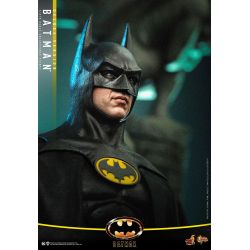 Batman Hot Toys Movie Masterpiece figure MMS693 deluxe (Batman 1989)