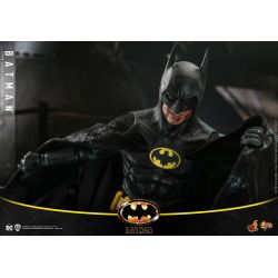 Batman Hot Toys Movie Masterpiece figure MMS692 (Batman 1989)