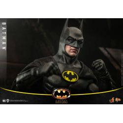 Batman Hot Toys Movie Masterpiece figure MMS692 (Batman 1989)