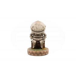 Siegmeyer Catarina F4F statue (Dark Souls)