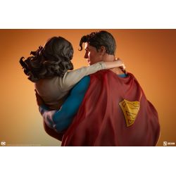 Superman et Lois Lane Sideshow (diorama DC Comics)