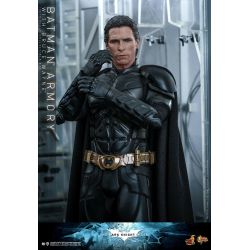 Bruce Wayne (and Batman Armory) Hot Toys Movie Masterpiece figure MMS702 (Batman the dark knight rises)