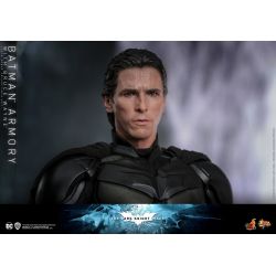 Bruce Wayne (and Batman Armory) Hot Toys Movie Masterpiece figure MMS702 (Batman the dark knight rises)