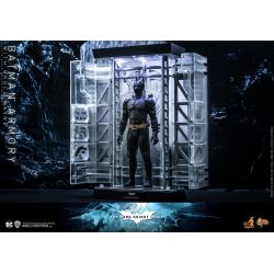 Bruce Wayne (et le Batman Armory) figurine Movie Masterpiece Hot Toys MMS702 (Batman the dark knight rises)