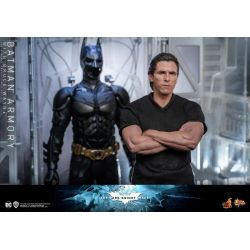 Bruce Wayne (and Batman Armory) Hot Toys Movie Masterpiece figure MMS702 (Batman the dark knight rises)