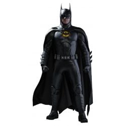 Batman (modern suit) Hot Toys MMS712 (figurine The Flash)