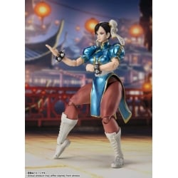 Chun-Li (Outfit 2) Bandai SH Figuarts figure (Street Fighter)