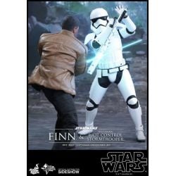 Finn and First Order Riot Control Stormtrooper Hot Toys MMS346 (Star Wars VII : The Force Awakens)