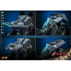 Batcycle replica di Hot Toys MMS704 (The Flash)
