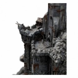 Cirith Ungol di Weta - The Lord Of The Rings diorama 32 x 34 x 26 cm