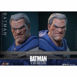 Batman (versione Battle Damaged) di Hot Toys - CMS031 - Il ritorno del Cavaliere Oscuro scala 1/6 action figure