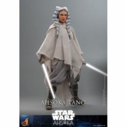 Ahsoka Tano by Hot Toys - TMS118 - Star Wars Ahsoka 1/6 scale action figure