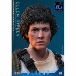 Ellen Ripley Deluxe par Hot Toys - MMS895 - figurine 1/6 Aliens de 30 cm