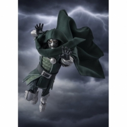 Doctor Doom S.H.Figuarts by Bandai Tamashii Nations - Avengers: Doomsday 16 cm action figure