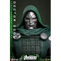 Doctor Doom Early Access par Hot Toys - MMS906 - figurine 1/6 Avengers: Doomsday de 31 cm