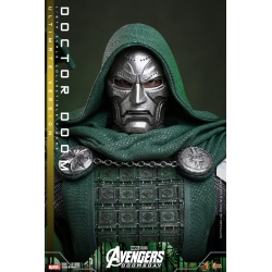 Doctor Doom Ultimate by Hot Toys - MMS907 - Avengers: Doomsday 1/6 scale action figure