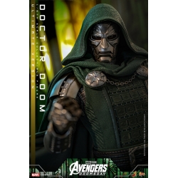 Doctor Doom de Hot Toys Ultimate version - MMS907 - figura de acción Avengers: Doomsday a escala 1/6