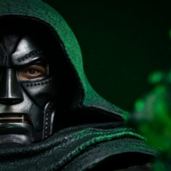 Doctor Doom Legacy Replica di Iron Studios - figura Avengers: Doomsday in scala 1/4